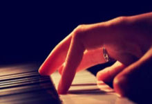 在胜利的希望中！球队获得亚冠淘汰赛资格